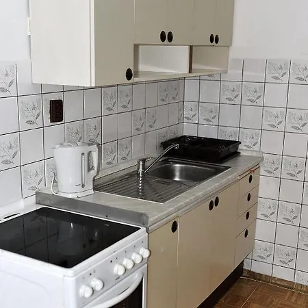 Podmokly Apartment